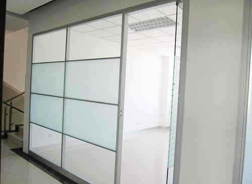 磨砂玻璃隔断